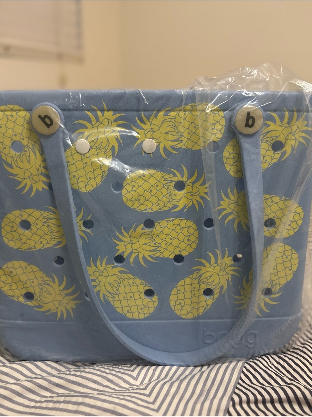 New Bogg Bags – Original Large & Baby Size – Multiple Prints Available! - Picture 4 of 5